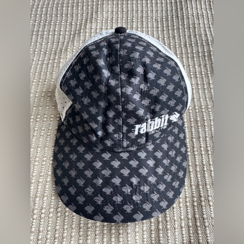Rabbit Elite Black and Gray Hat